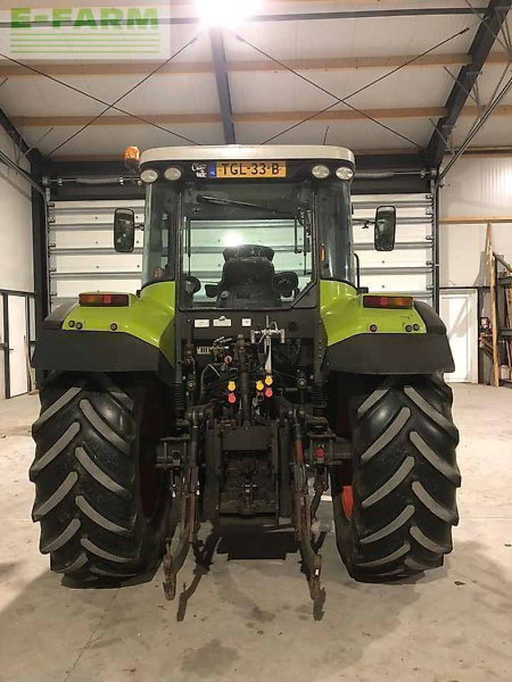 Tracteur agricole CLAAS atz 567