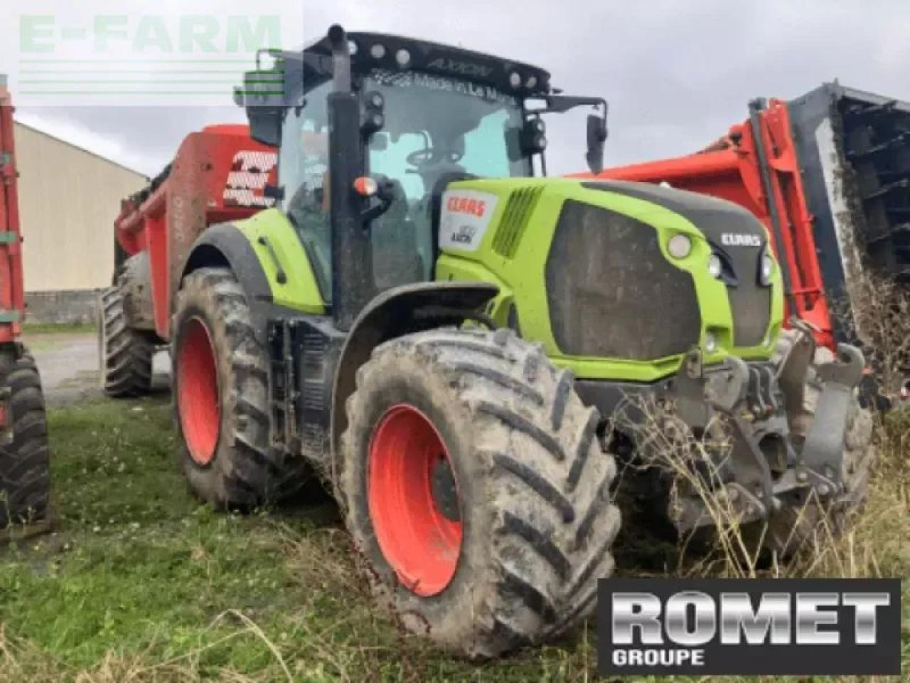 Tracteur agricole CLAAS axion 800