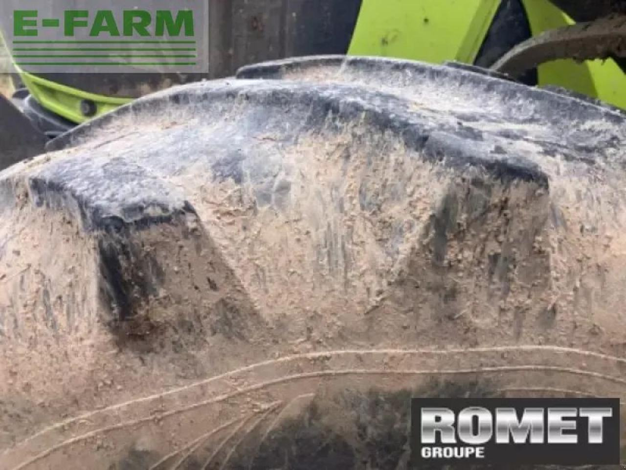 Tracteur agricole CLAAS axion 800