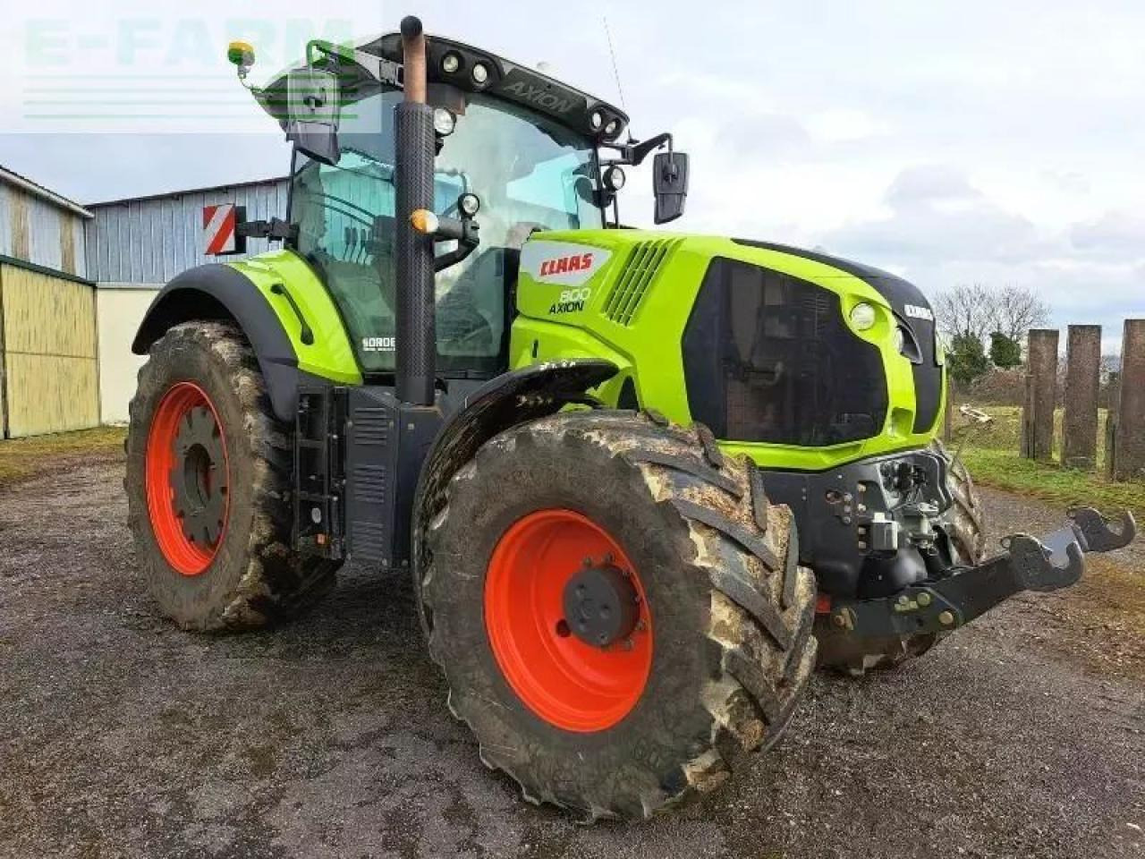 Tracteur agricole CLAAS axion 800