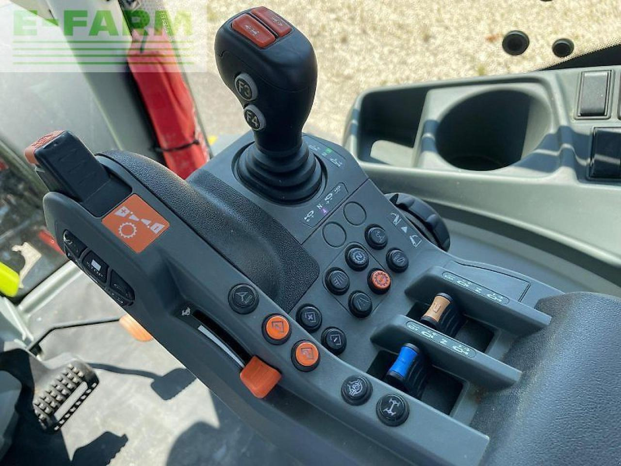 Tracteur agricole CLAAS axion 800 cis+ preisreduziert