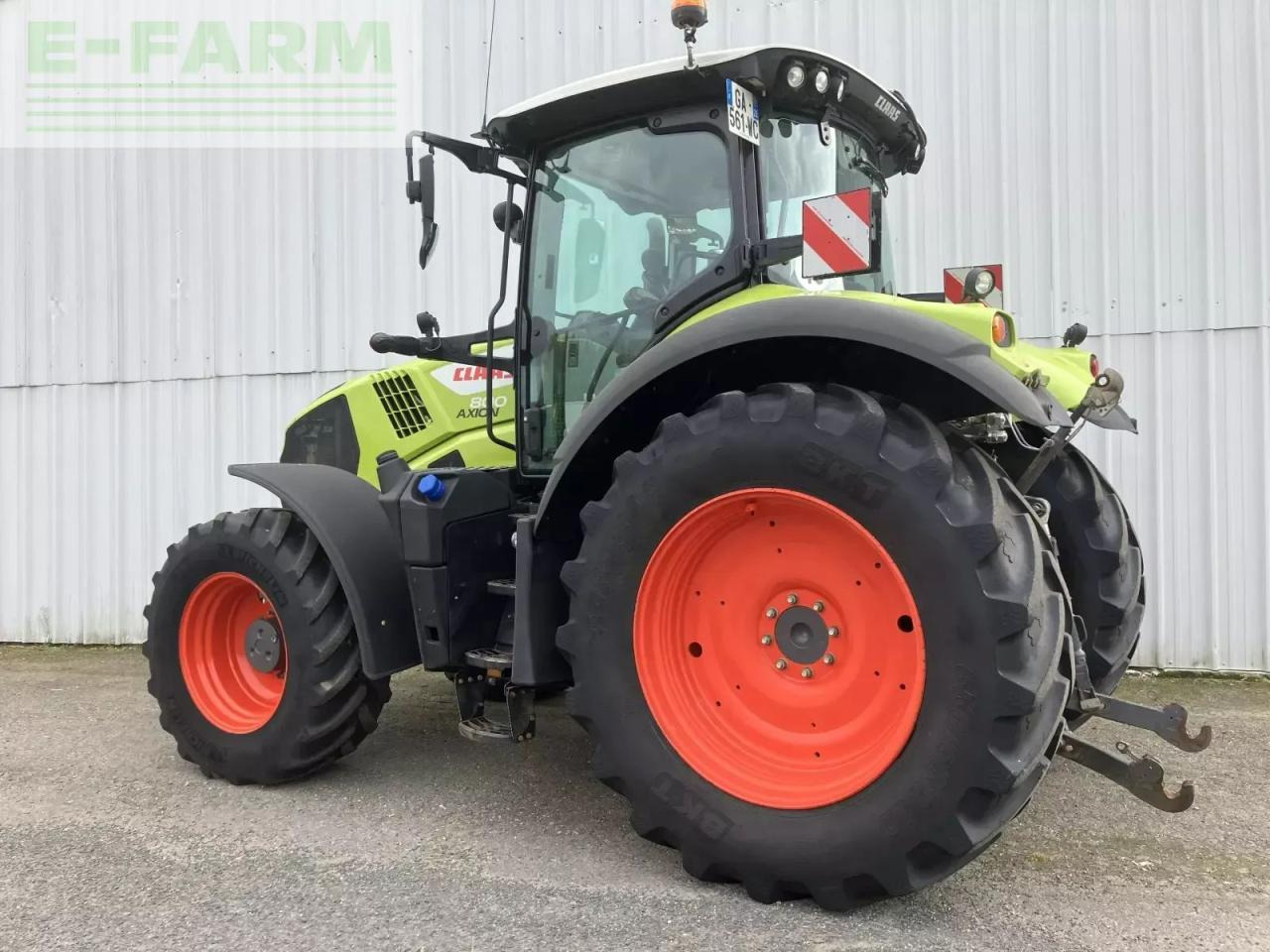 Tracteur agricole CLAAS axion 800 - s5 advance