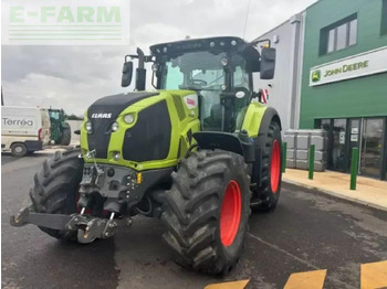 Tracteur agricole CLAAS axion 810