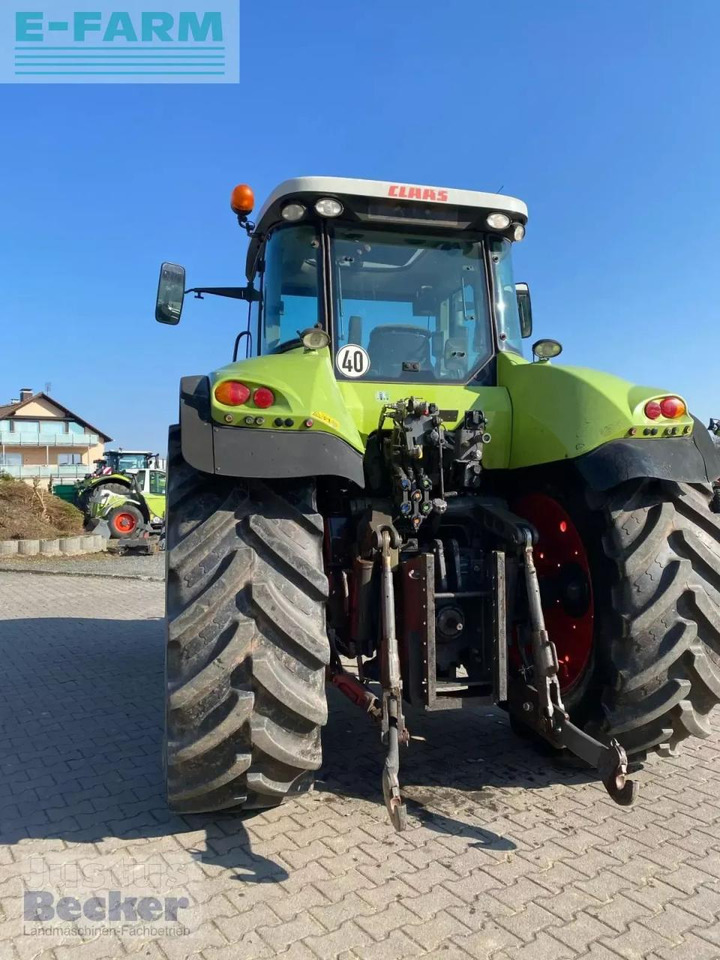 Tracteur agricole CLAAS axion 810