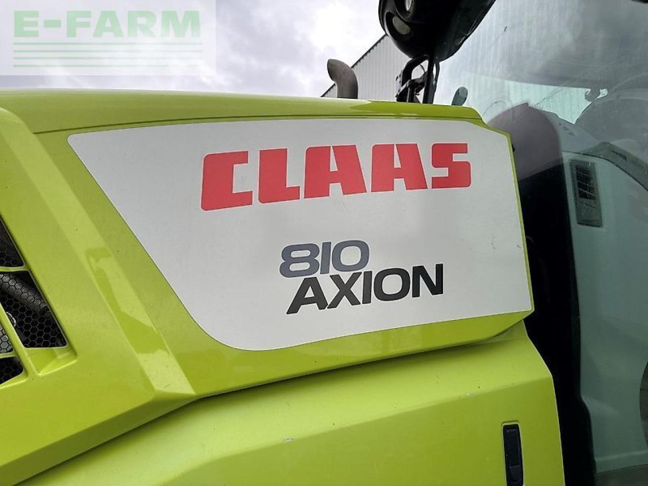 Tracteur agricole CLAAS axion 810
