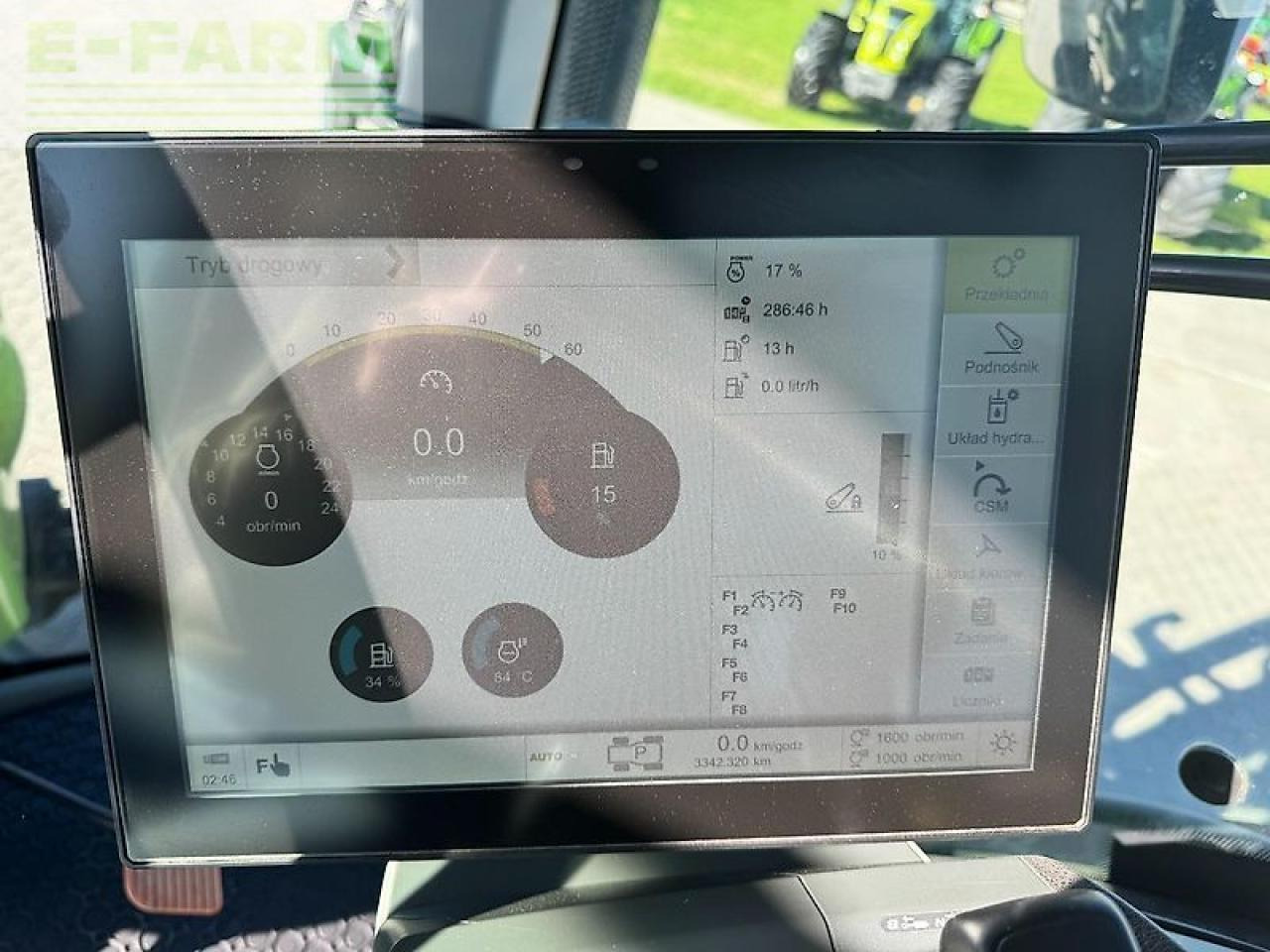 Tracteur agricole CLAAS axion 810
