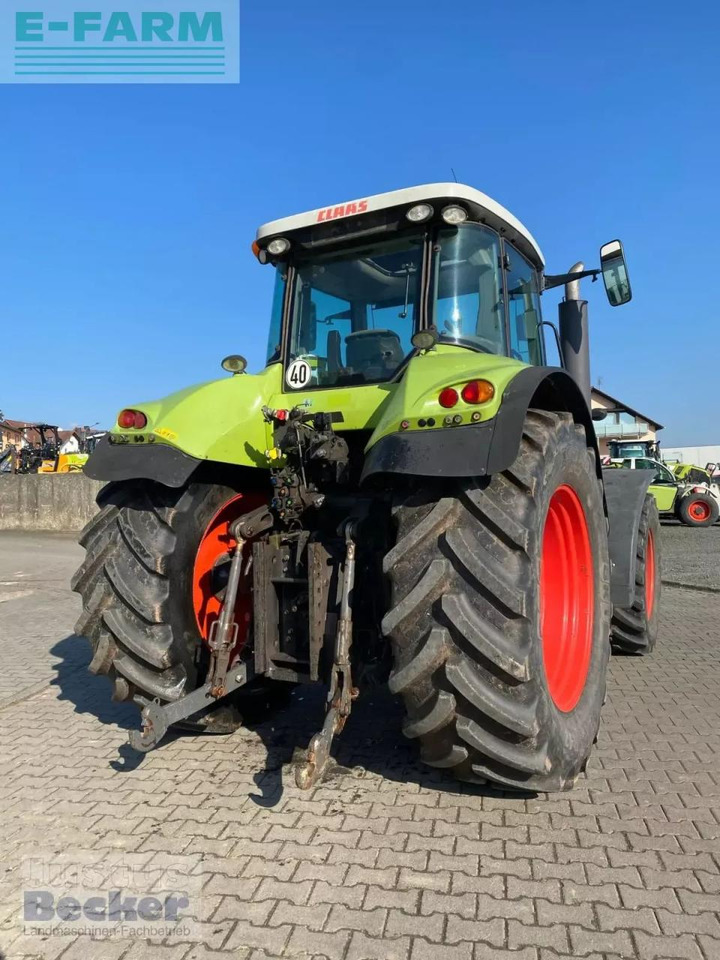 Tracteur agricole CLAAS axion 810