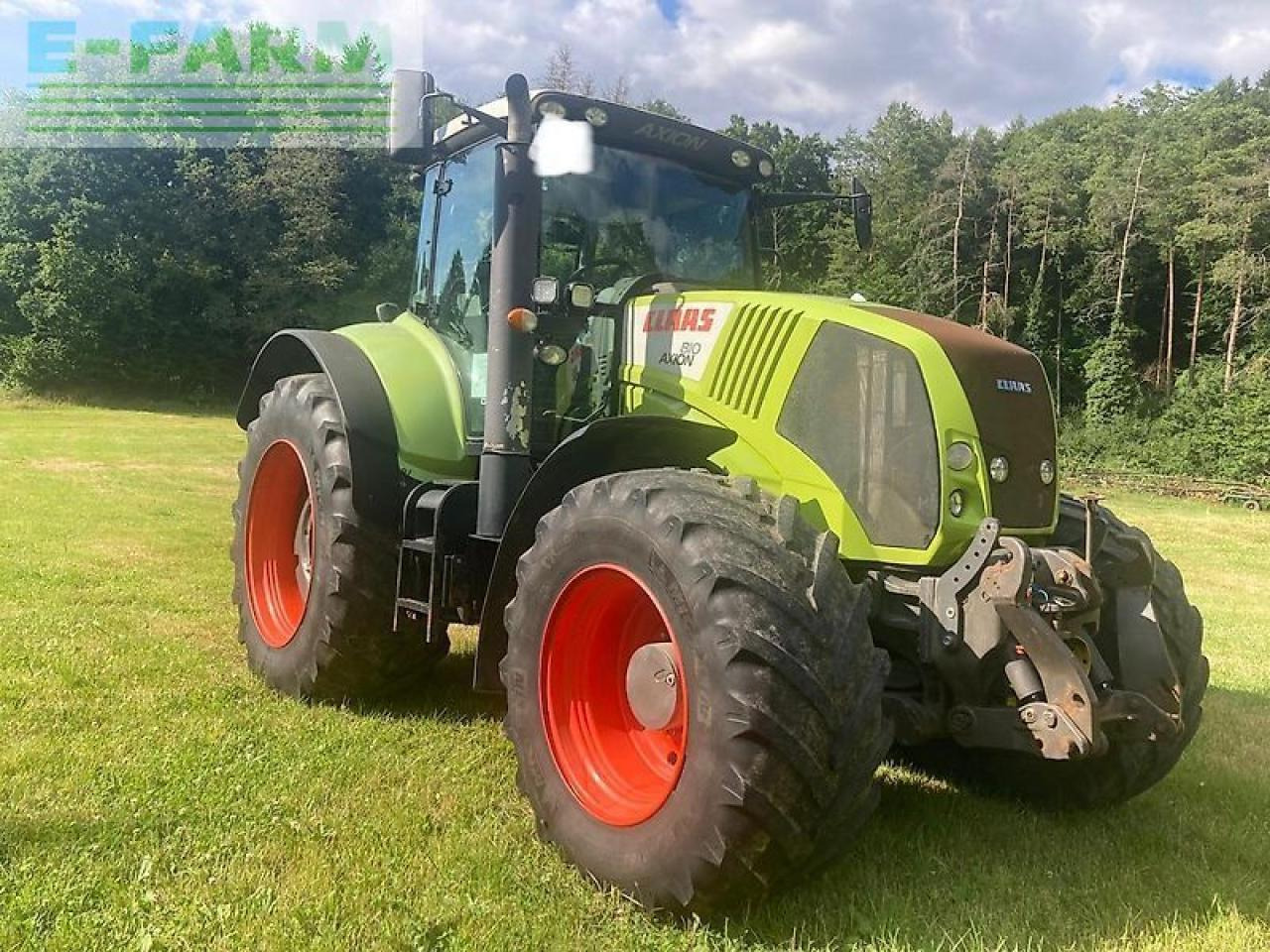 Tracteur agricole CLAAS axion 810
