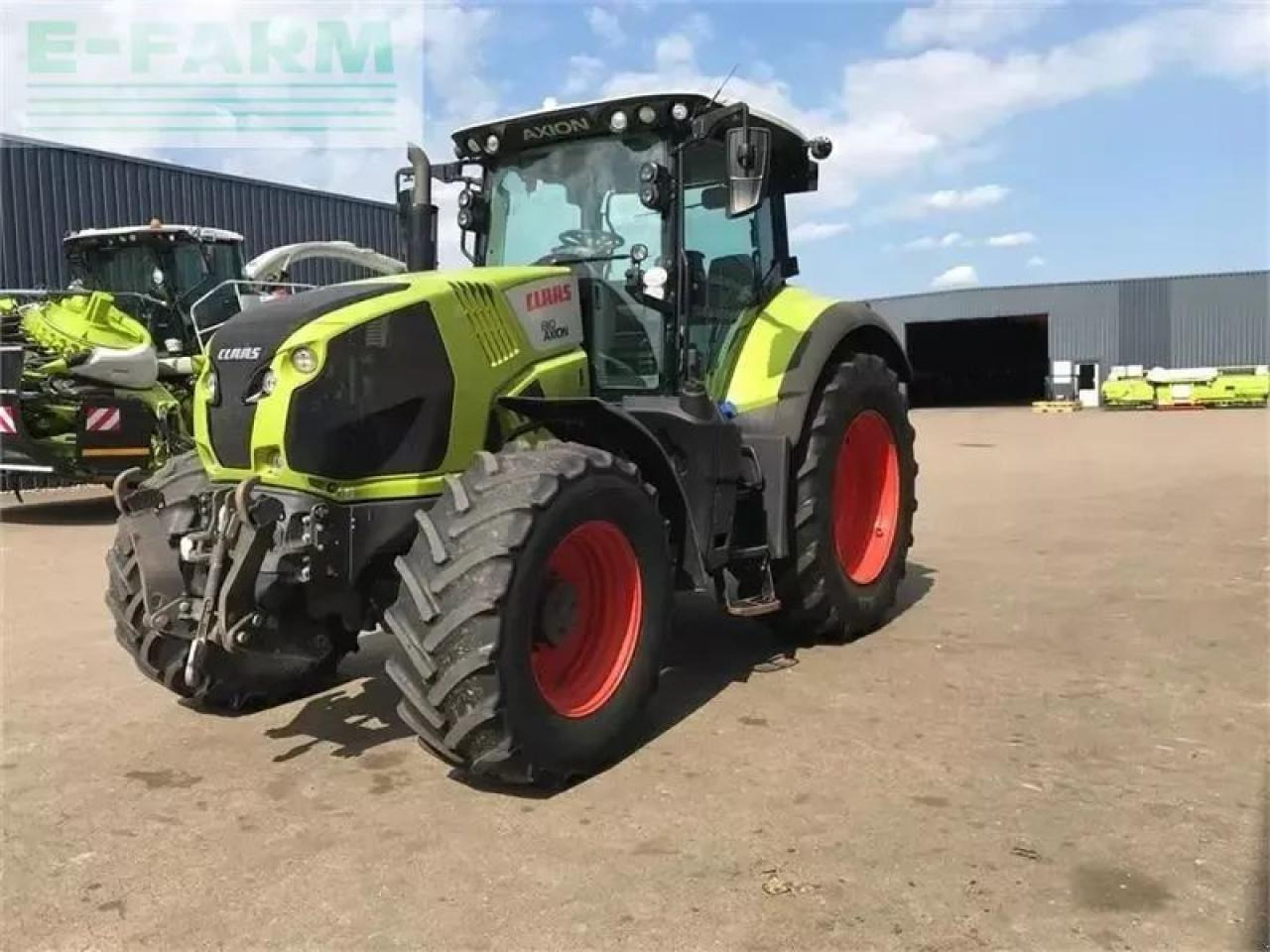 Tracteur agricole CLAAS axion 810