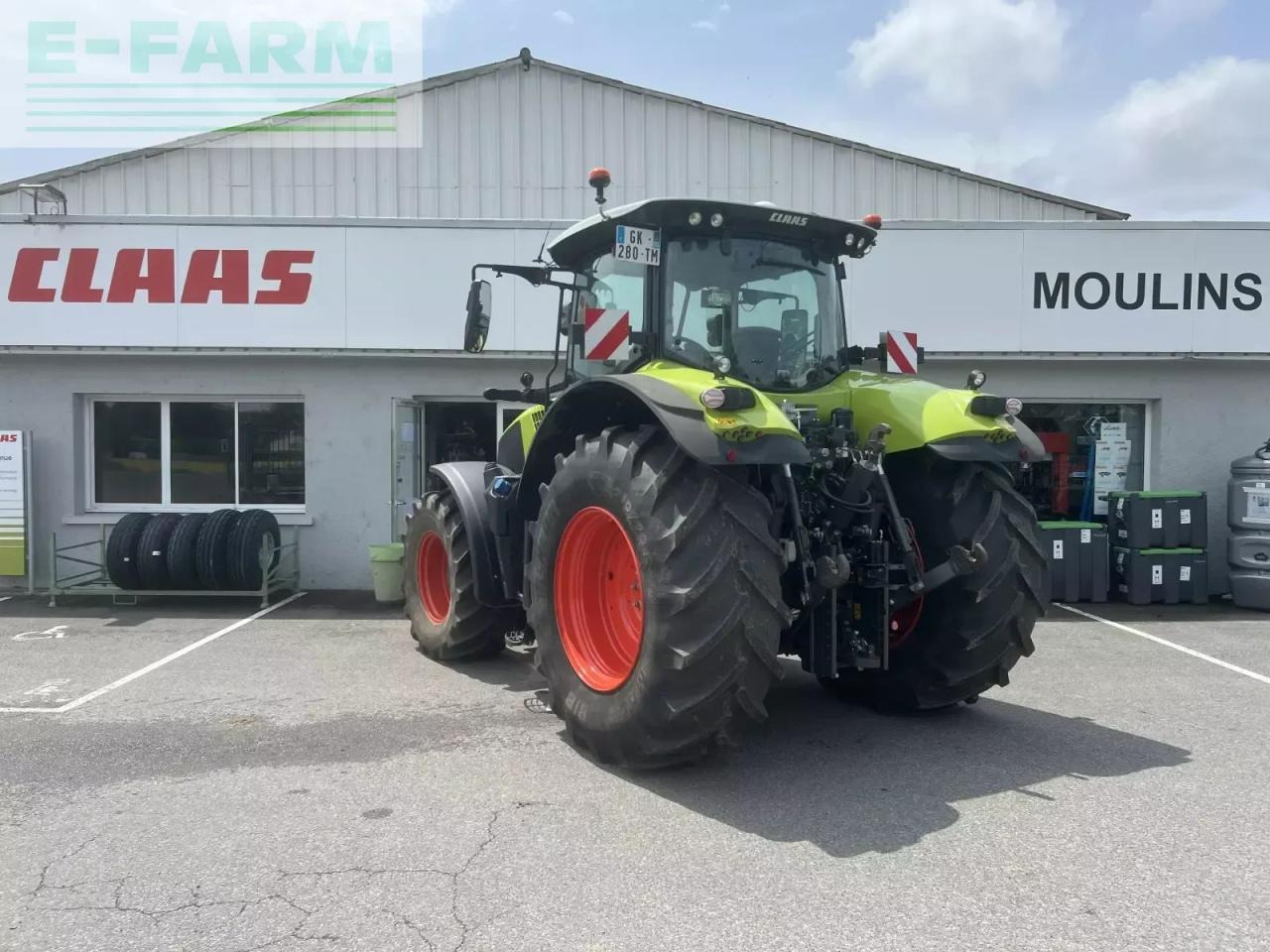 Tracteur agricole CLAAS axion 810