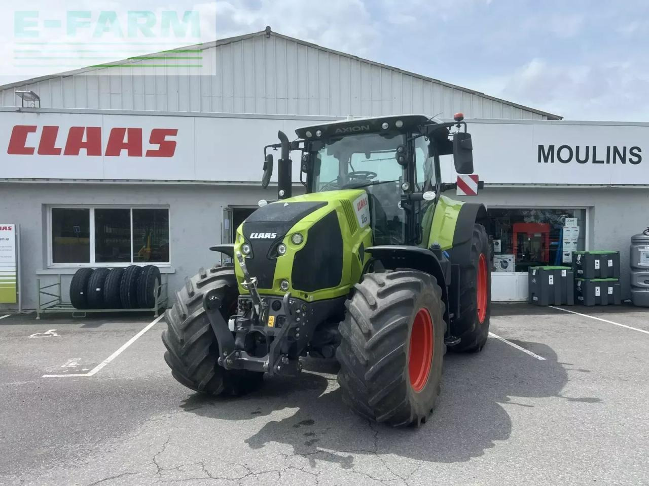 Tracteur agricole CLAAS axion 810