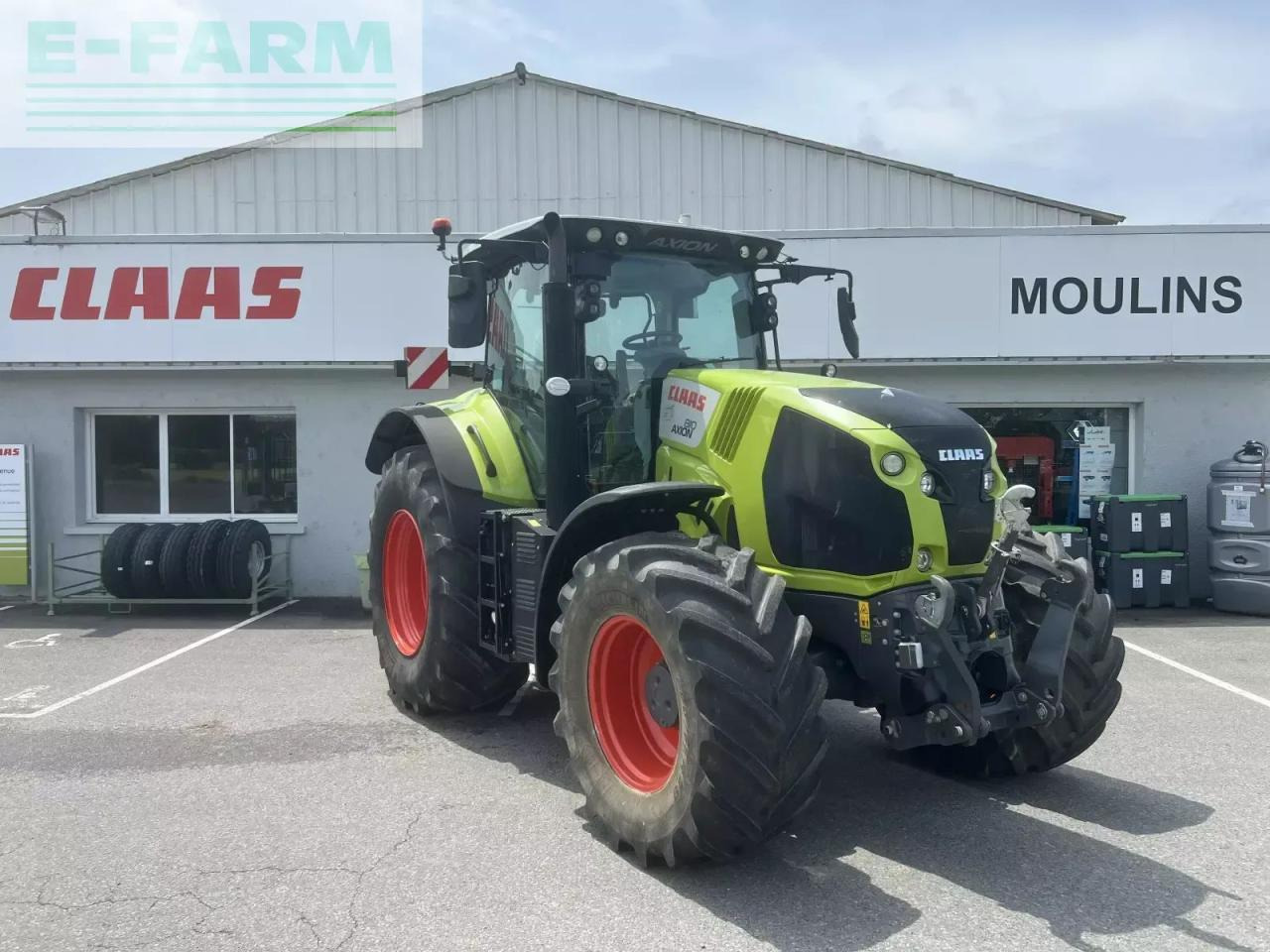 Tracteur agricole CLAAS axion 810