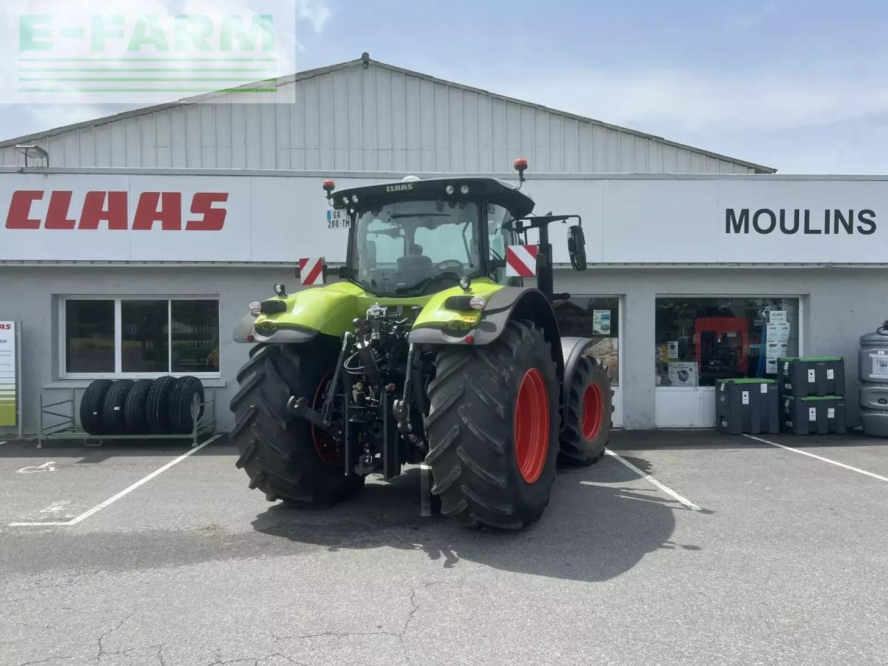 Tracteur agricole CLAAS axion 810