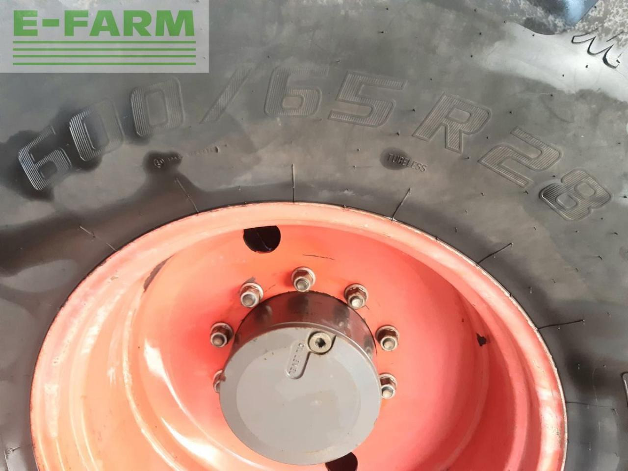 Tracteur agricole CLAAS axion 810 c-matic CMATIC