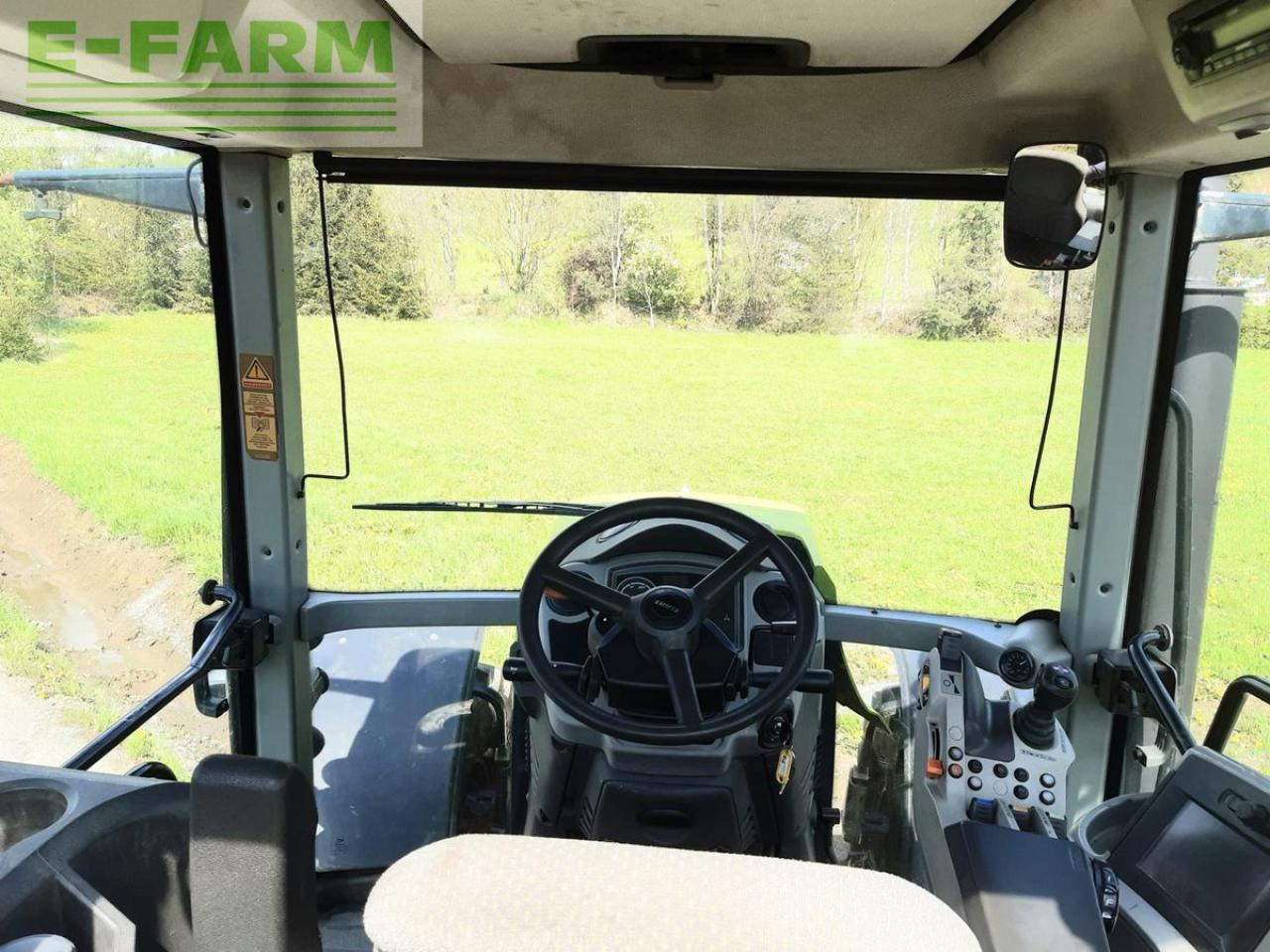 Tracteur agricole CLAAS axion 810 c-matic CMATIC