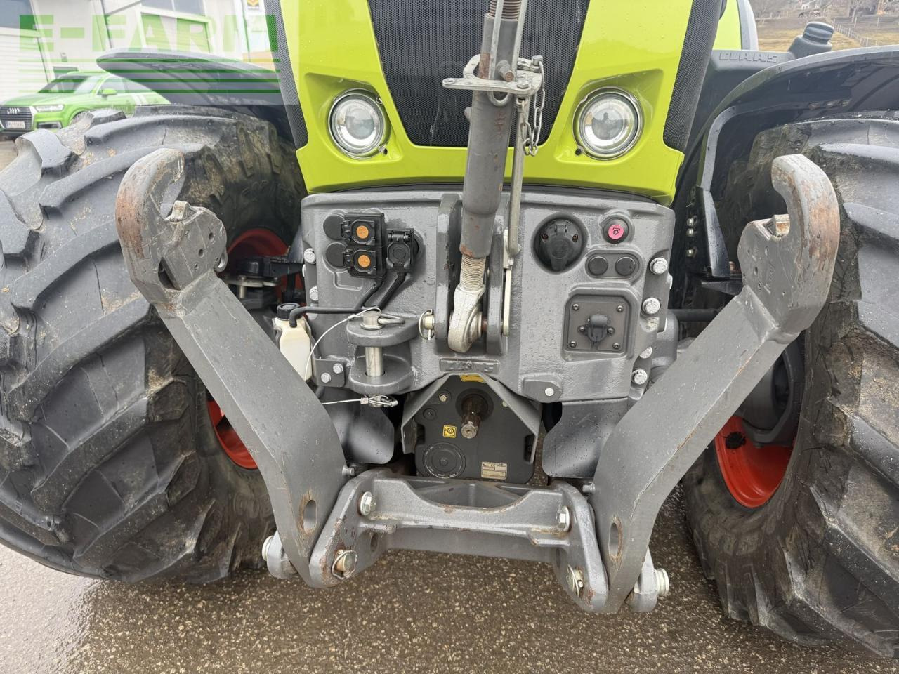 Tracteur agricole CLAAS axion 810 c-matic CMATIC