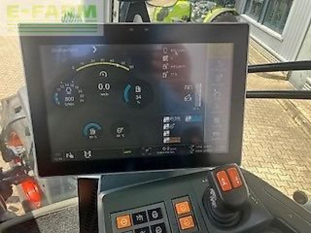Tracteur agricole CLAAS axion 810 cebis cmatic CMATIC CEBIS