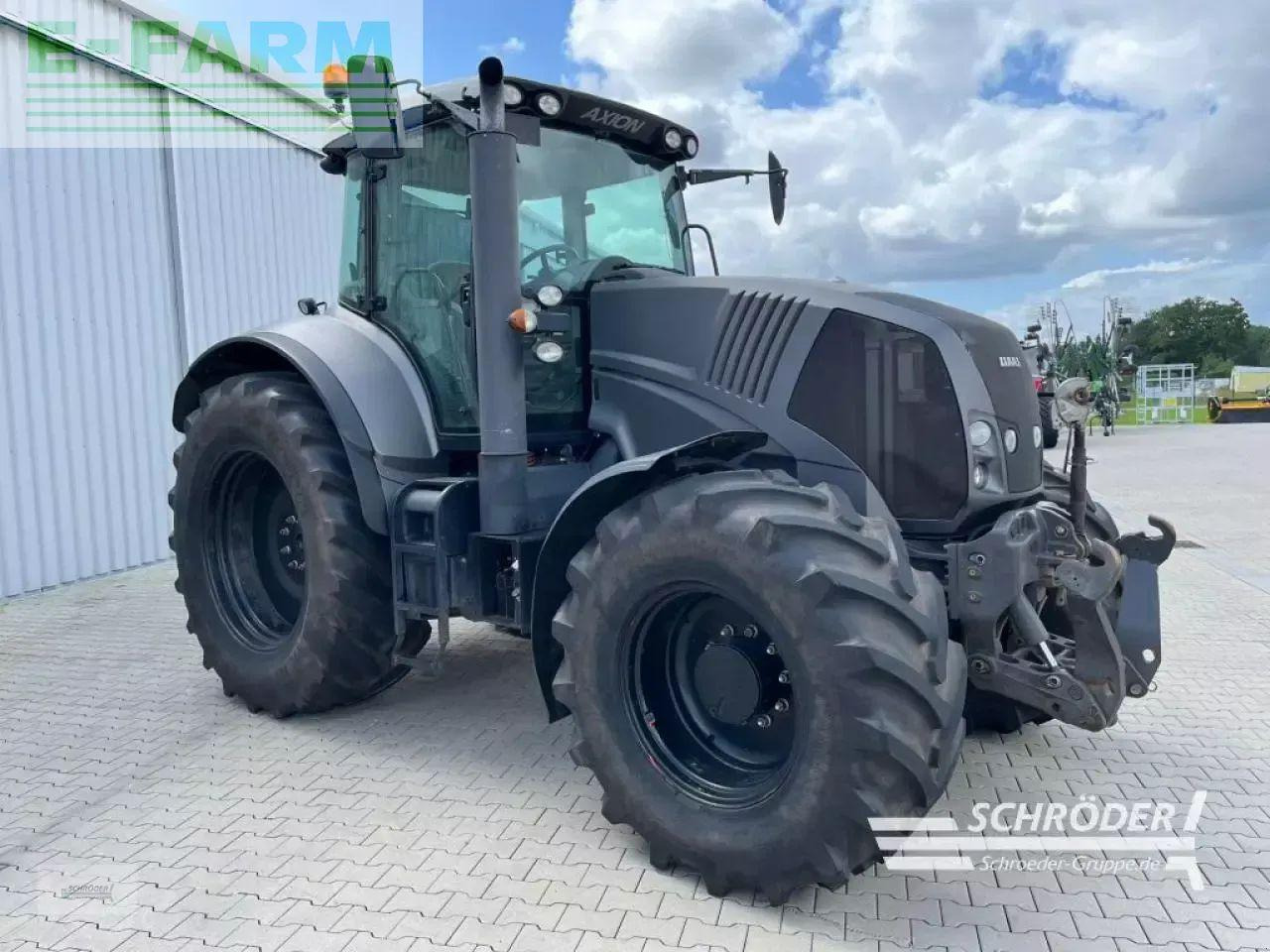 Tracteur agricole CLAAS axion 810 cis