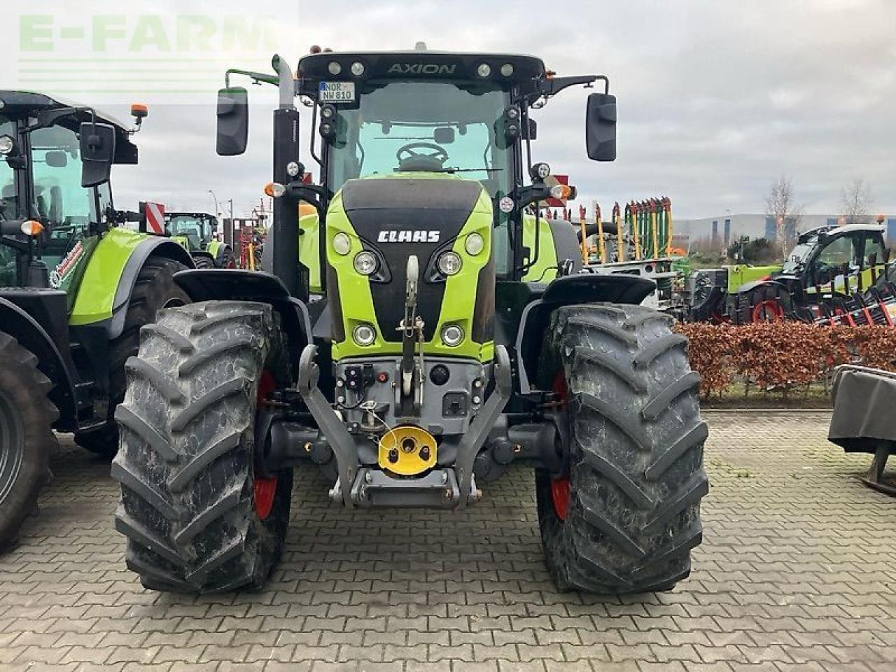 Tracteur agricole CLAAS axion 810 cis+ cm