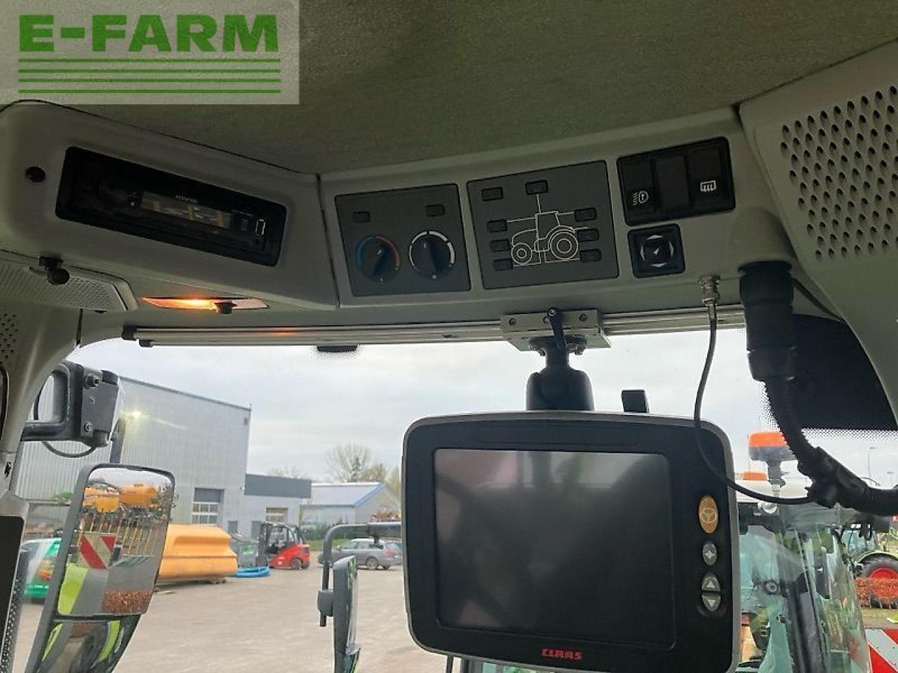 Tracteur agricole CLAAS axion 810 cis+ cm