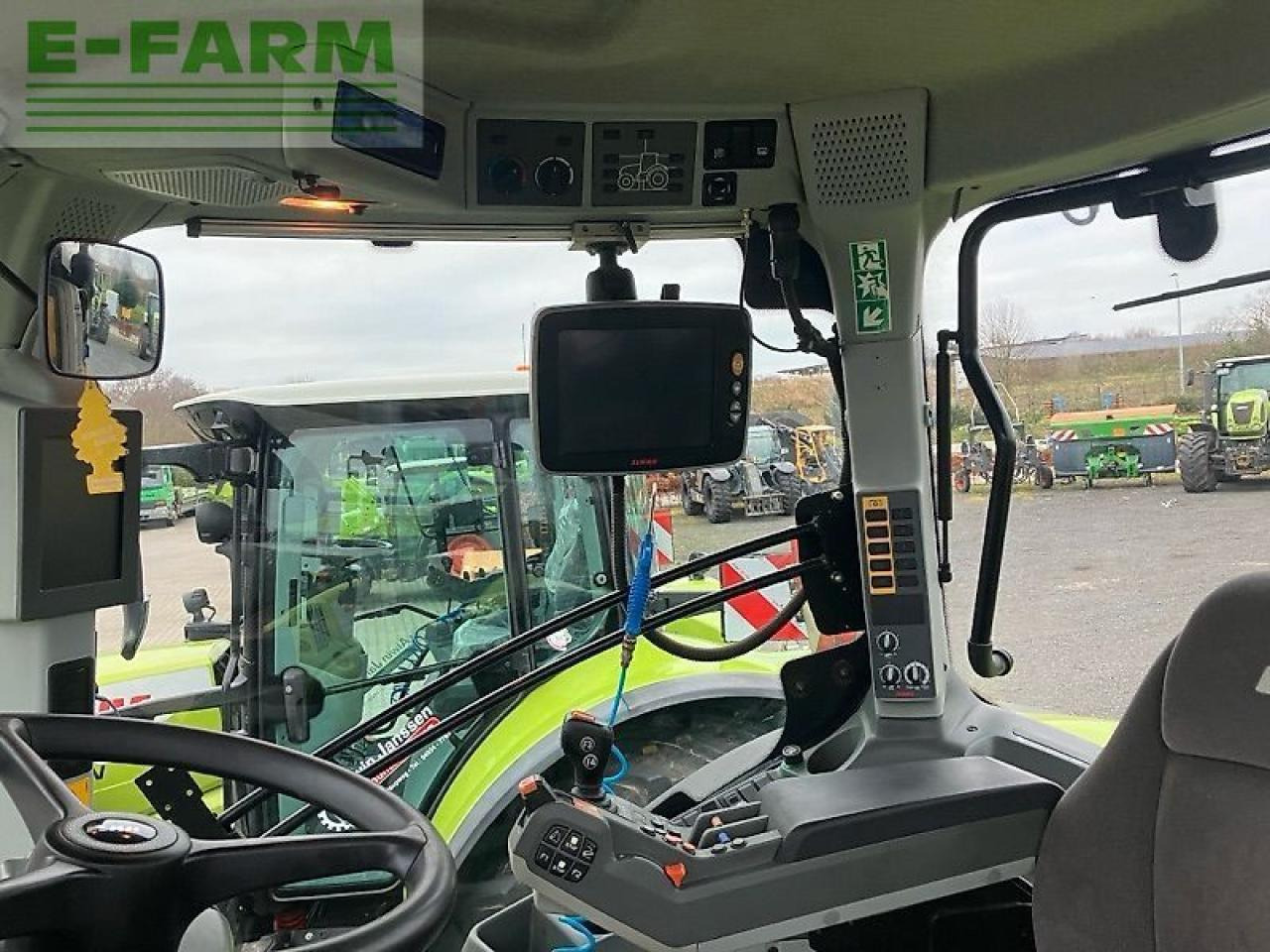 Tracteur agricole CLAAS axion 810 cis+ cm