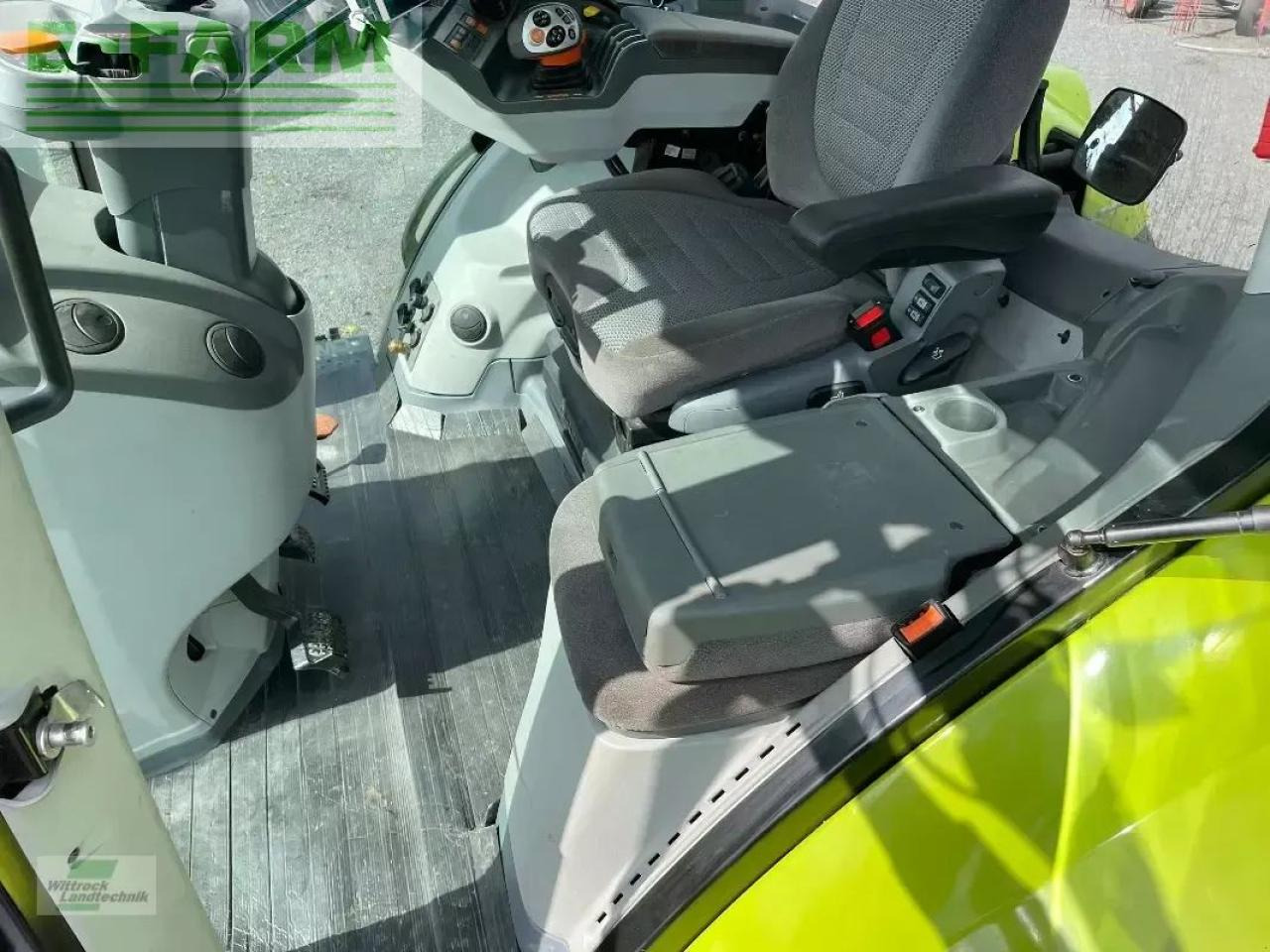 Tracteur agricole CLAAS axion 810 cm