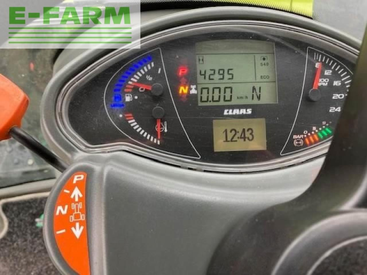Tracteur agricole CLAAS axion 810 cm cis+