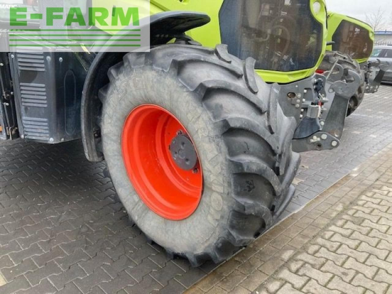 Tracteur agricole CLAAS axion 810 cm cis+