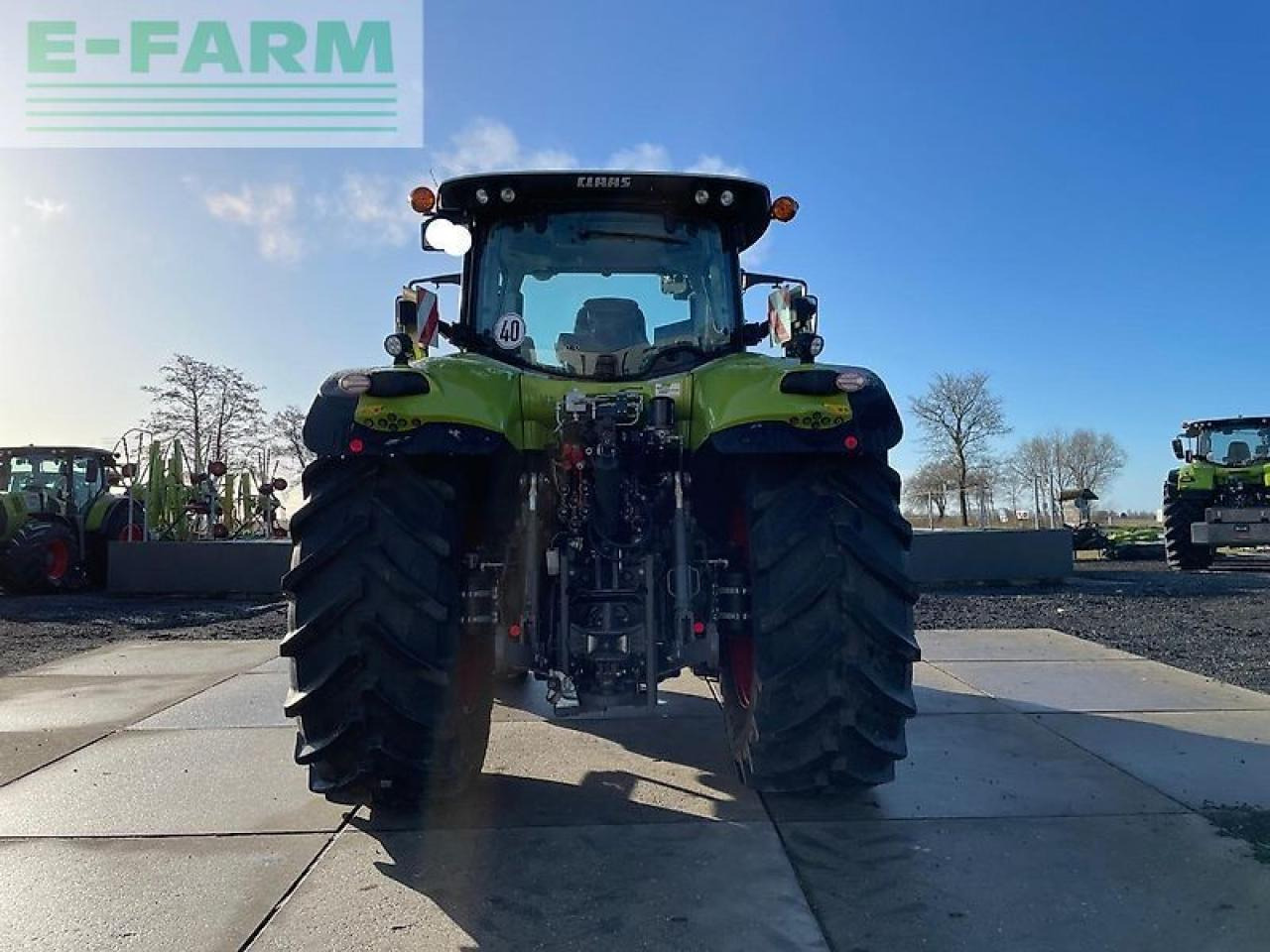 Tracteur agricole CLAAS axion 810 cmatic CMATIC
