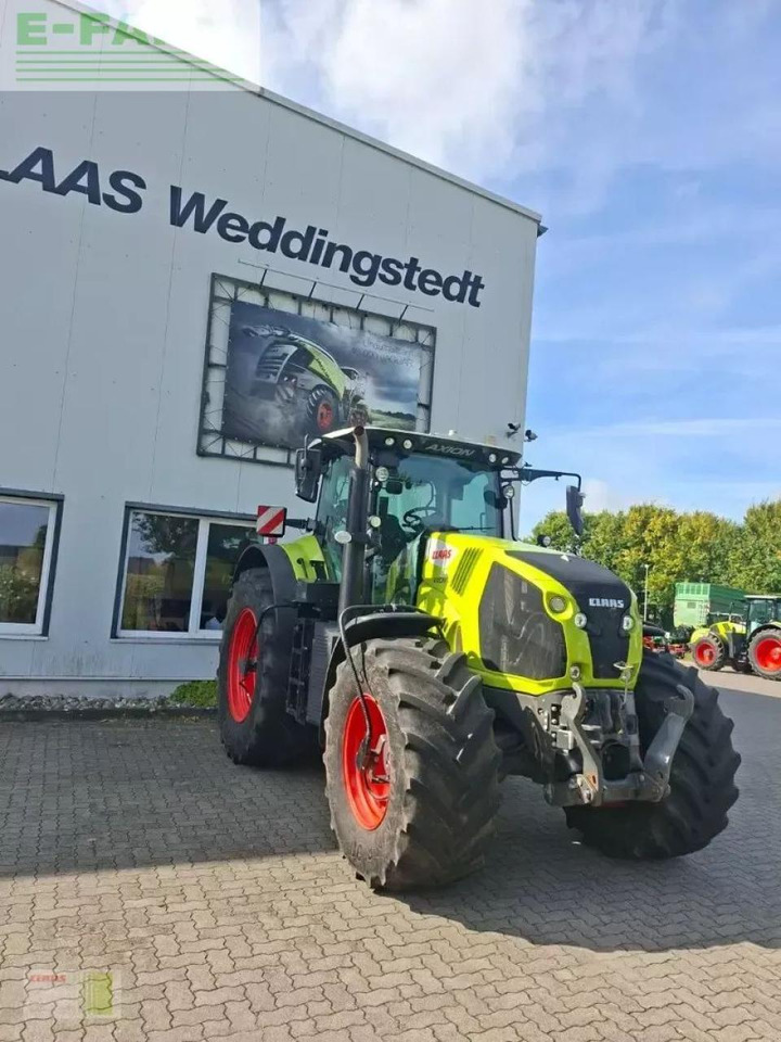 Tracteur agricole CLAAS axion 810 cmatic CMATIC