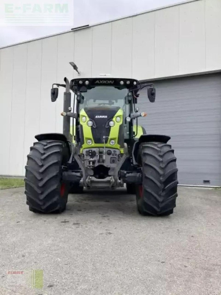 Tracteur agricole CLAAS axion 810 cmatic CMATIC