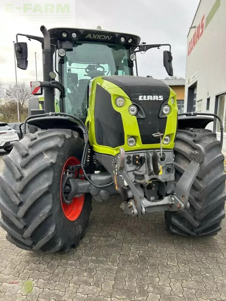 Tracteur agricole CLAAS axion 810 cmatic CMATIC