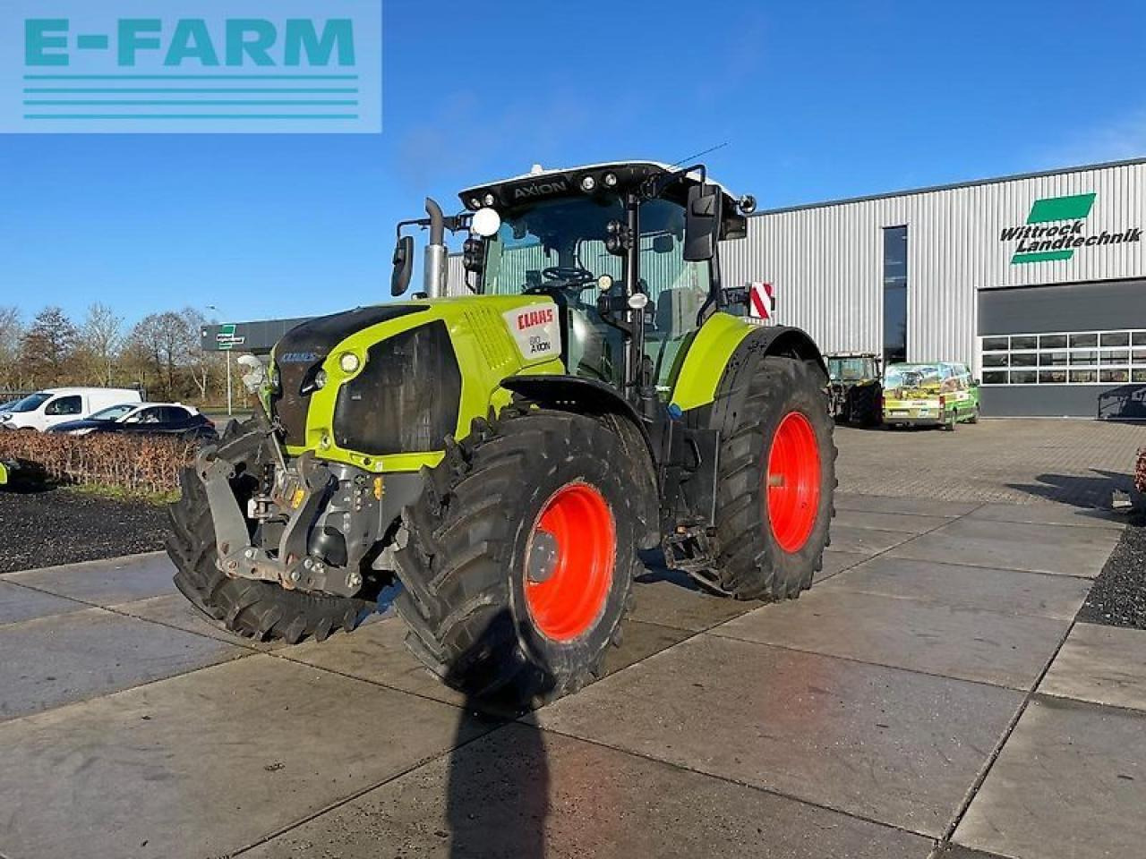 Tracteur agricole CLAAS axion 810 cmatic CMATIC