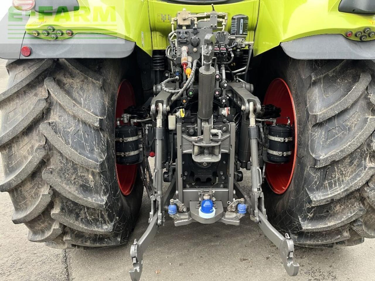 Tracteur agricole CLAAS axion 810 cmatic cebis CMATIC CEBIS