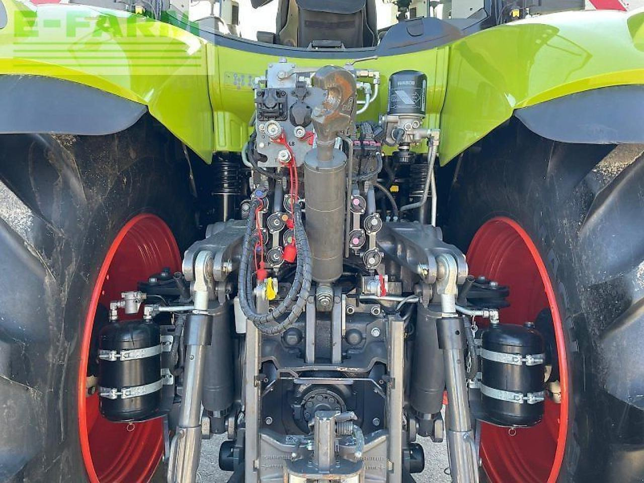 Tracteur agricole CLAAS axion 810 cmatic cebis CMATIC CEBIS