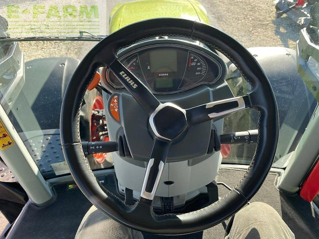 Tracteur agricole CLAAS axion 810 cmatic cebis CMATIC CEBIS
