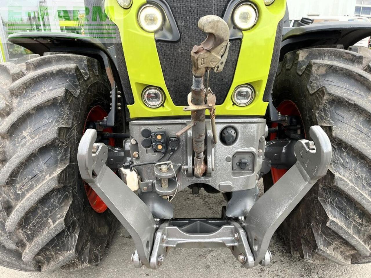 Tracteur agricole CLAAS axion 810 cmatic cebis CMATIC CEBIS