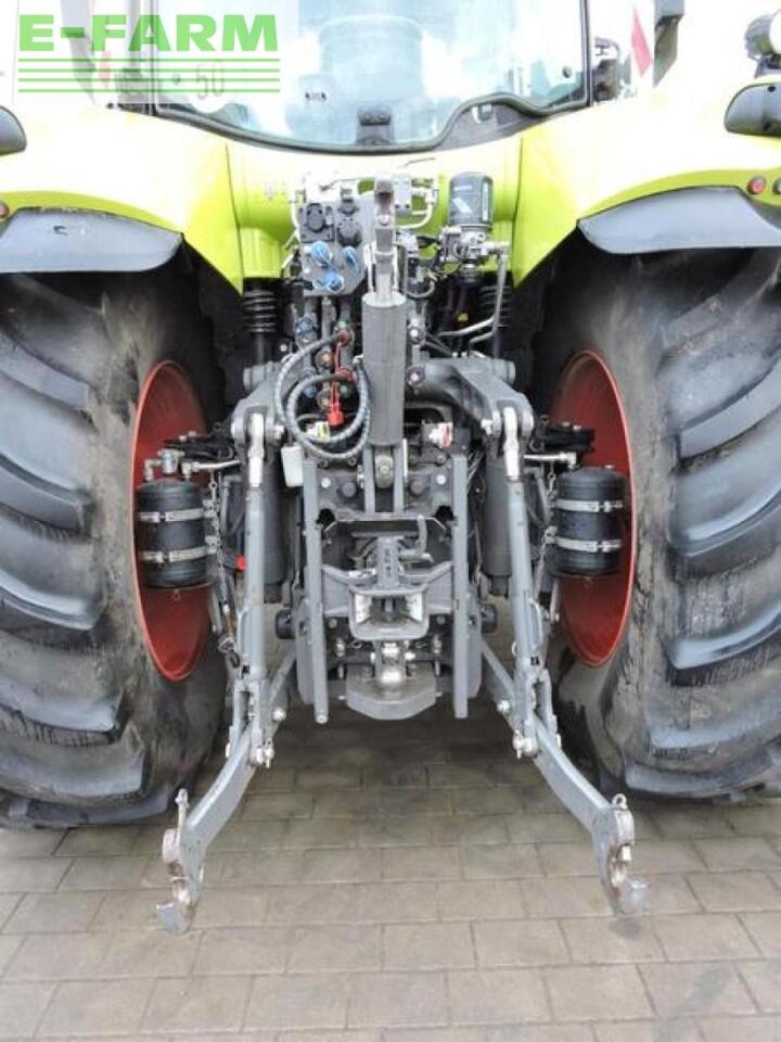 Tracteur agricole CLAAS axion 810 cmatic cis