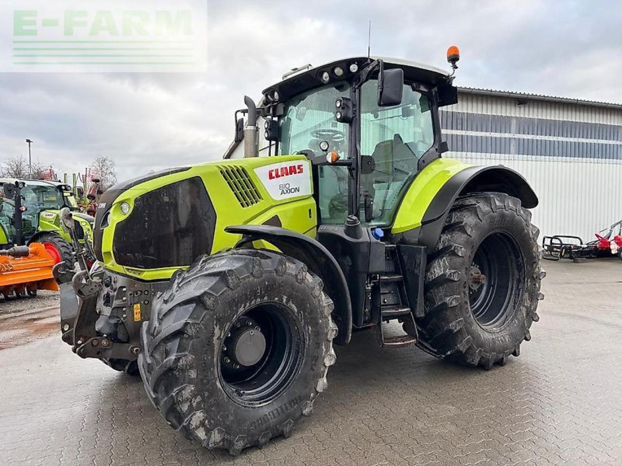 Tracteur agricole CLAAS axion 810 cmatic ( getriebe neu ) CMATIC