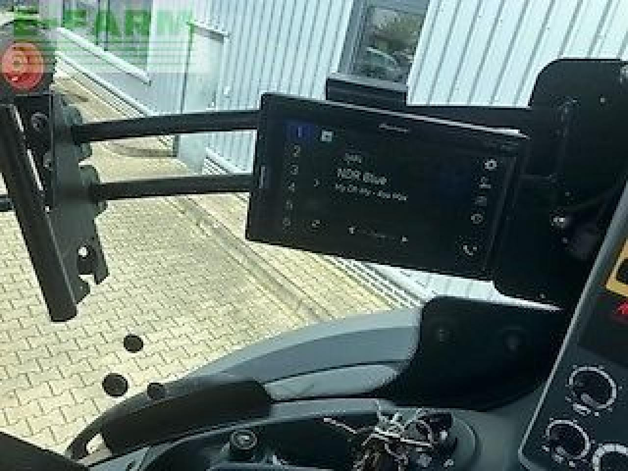 Tracteur agricole CLAAS axion 810 cmcebis