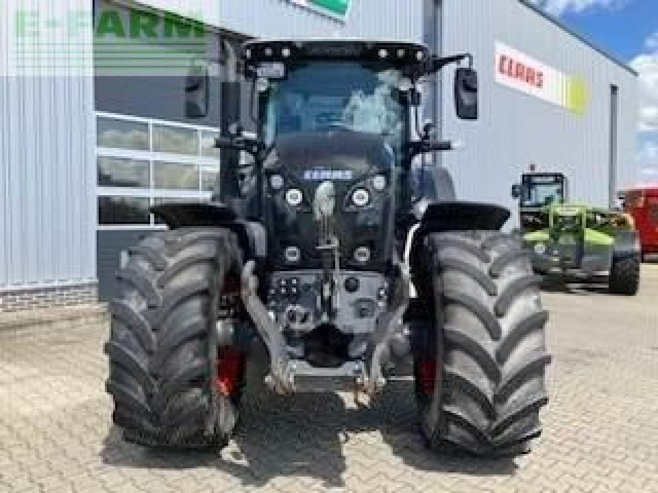 Tracteur agricole CLAAS axion 810 cmcebis