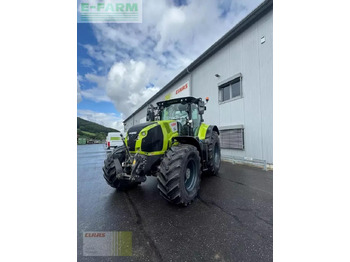 Tracteur agricole CLAAS axion 830