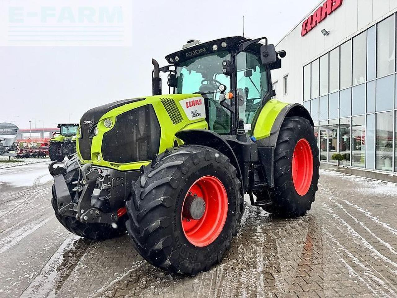 Tracteur agricole CLAAS axion 830