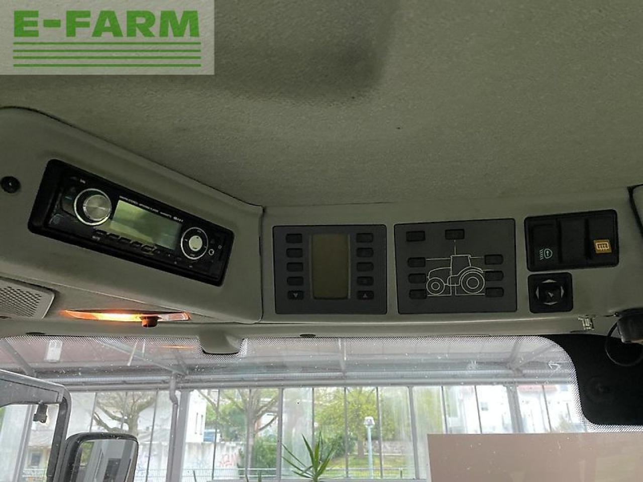 Tracteur agricole CLAAS axion 830 c-matic CMATIC