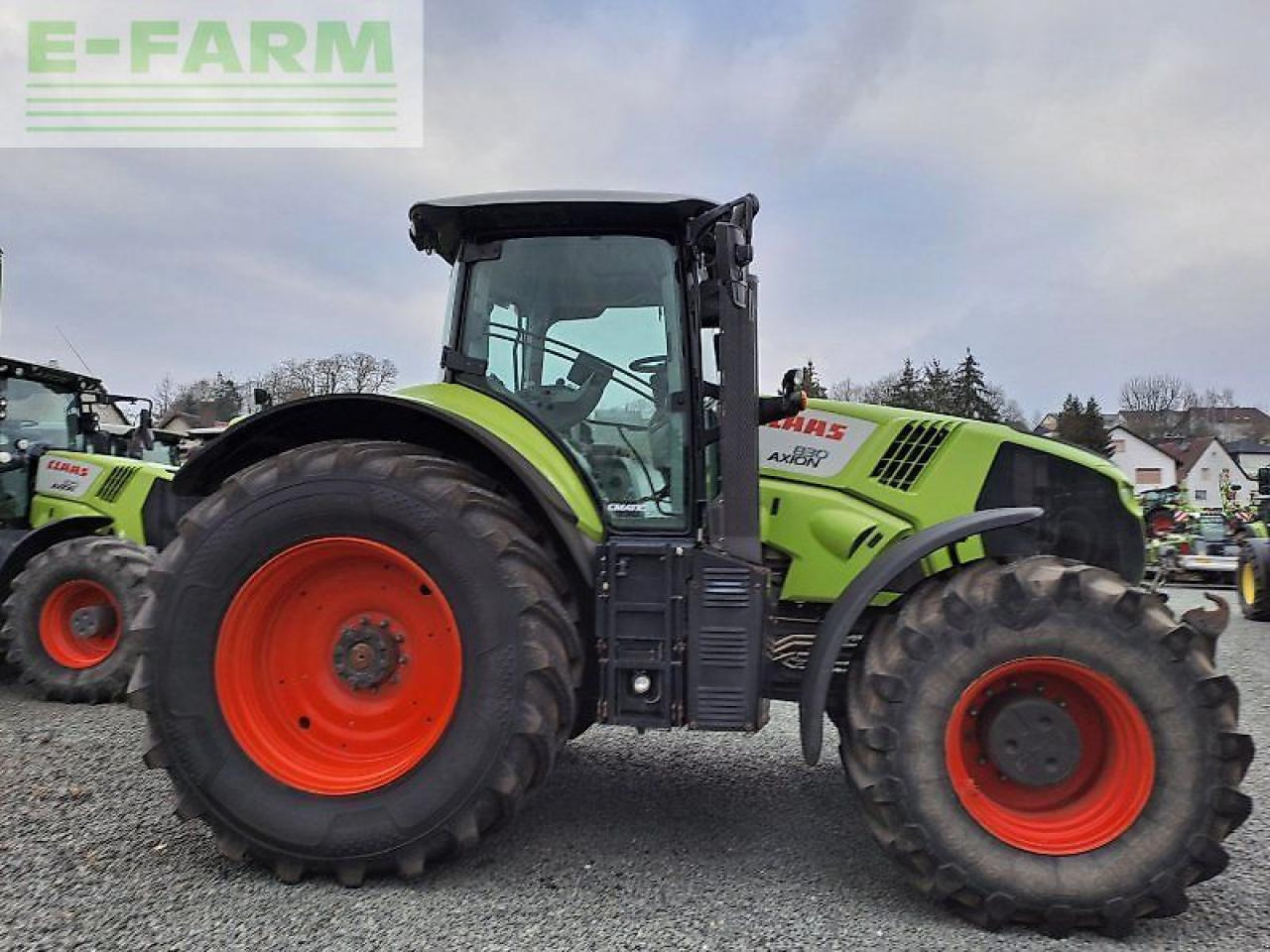 Tracteur agricole CLAAS axion 830 c-matic CMATIC