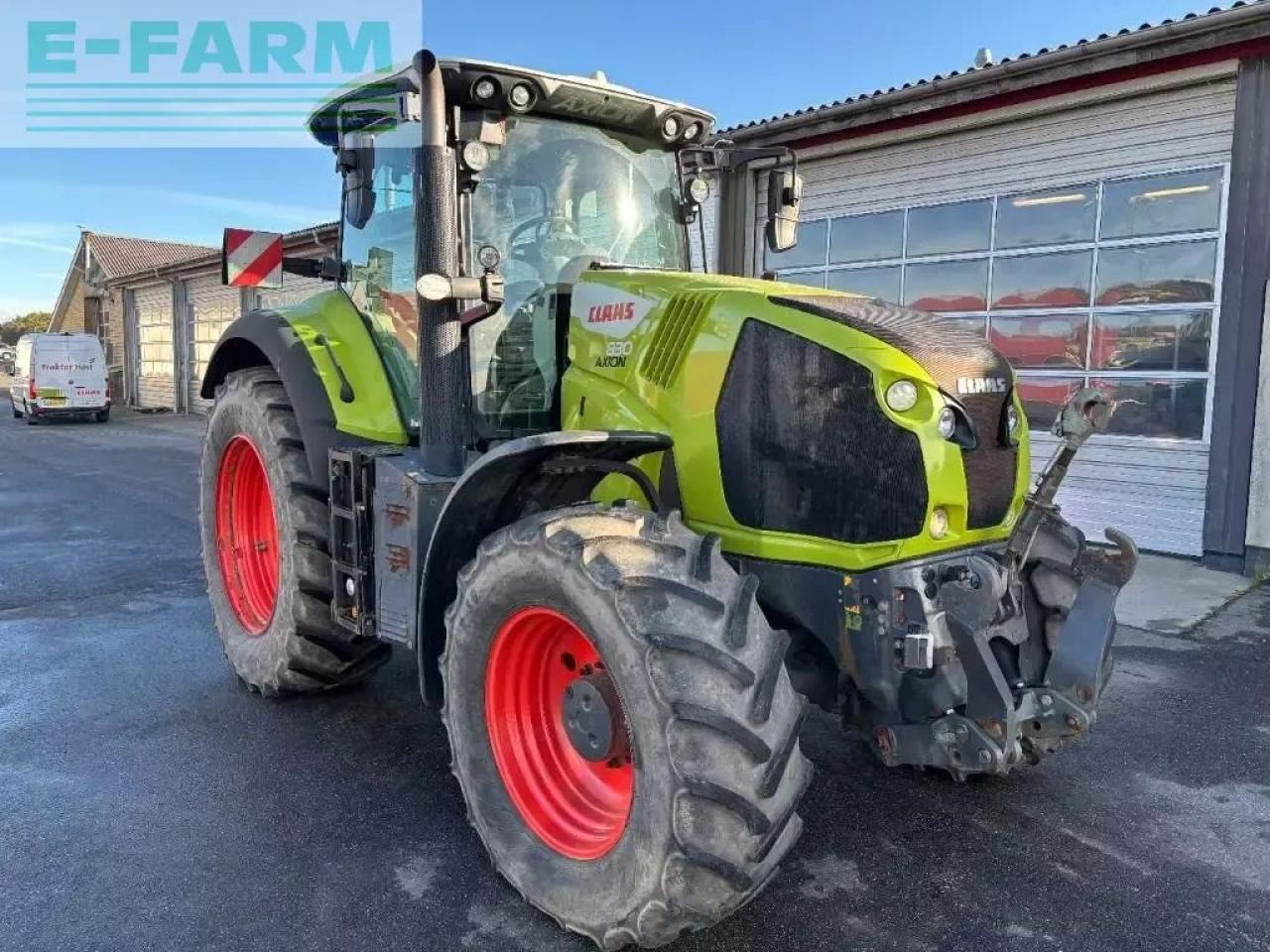 Tracteur agricole CLAAS axion 830 cebis