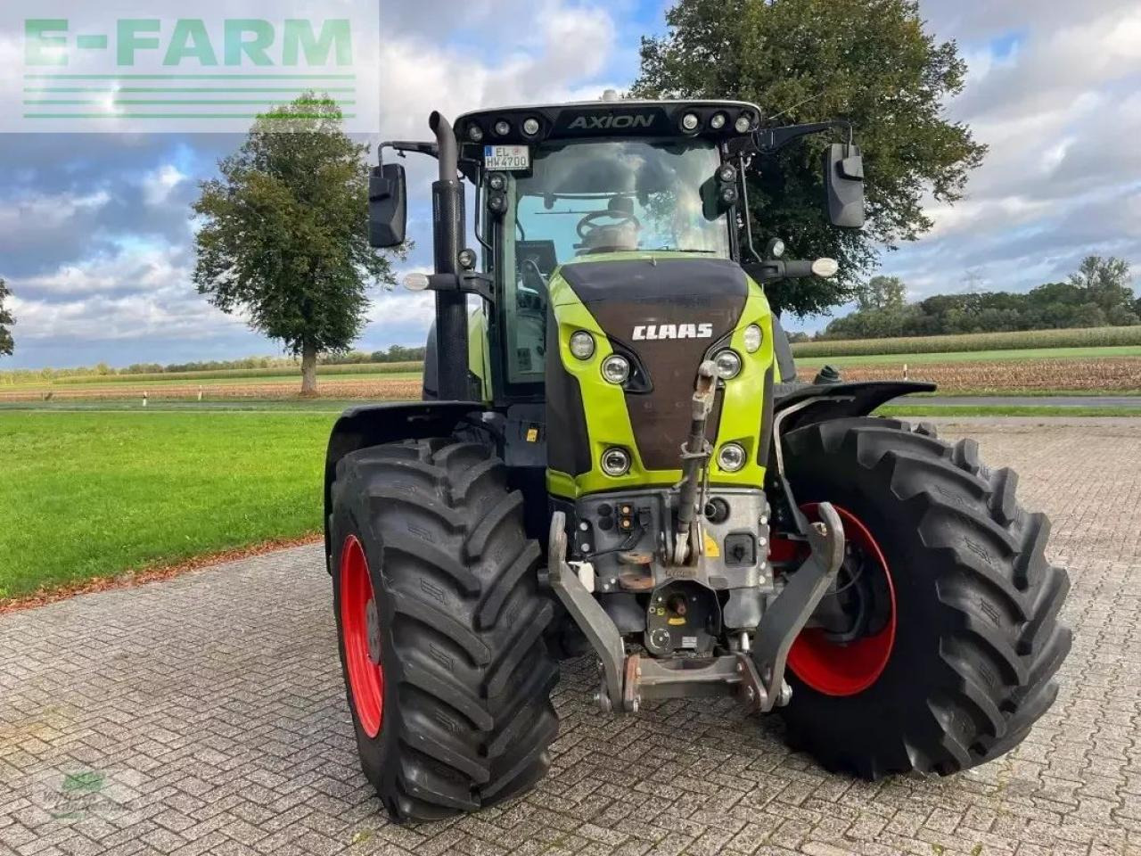 Tracteur agricole CLAAS axion 830 cebis