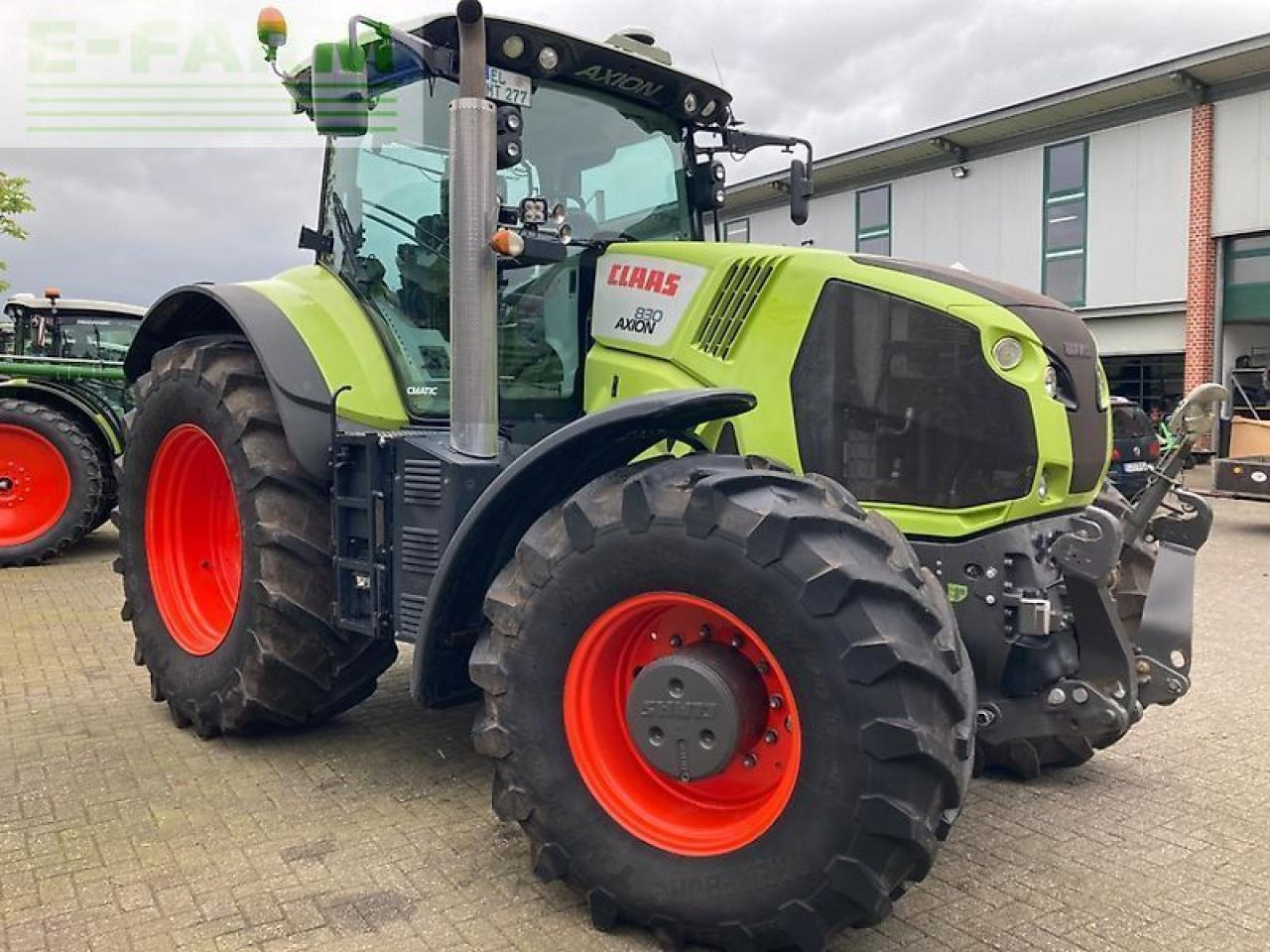 Tracteur agricole CLAAS axion 830 cebis