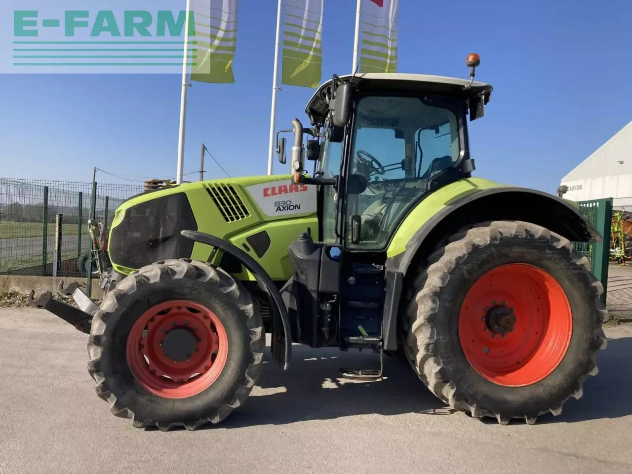Tracteur agricole CLAAS axion 830 cebis