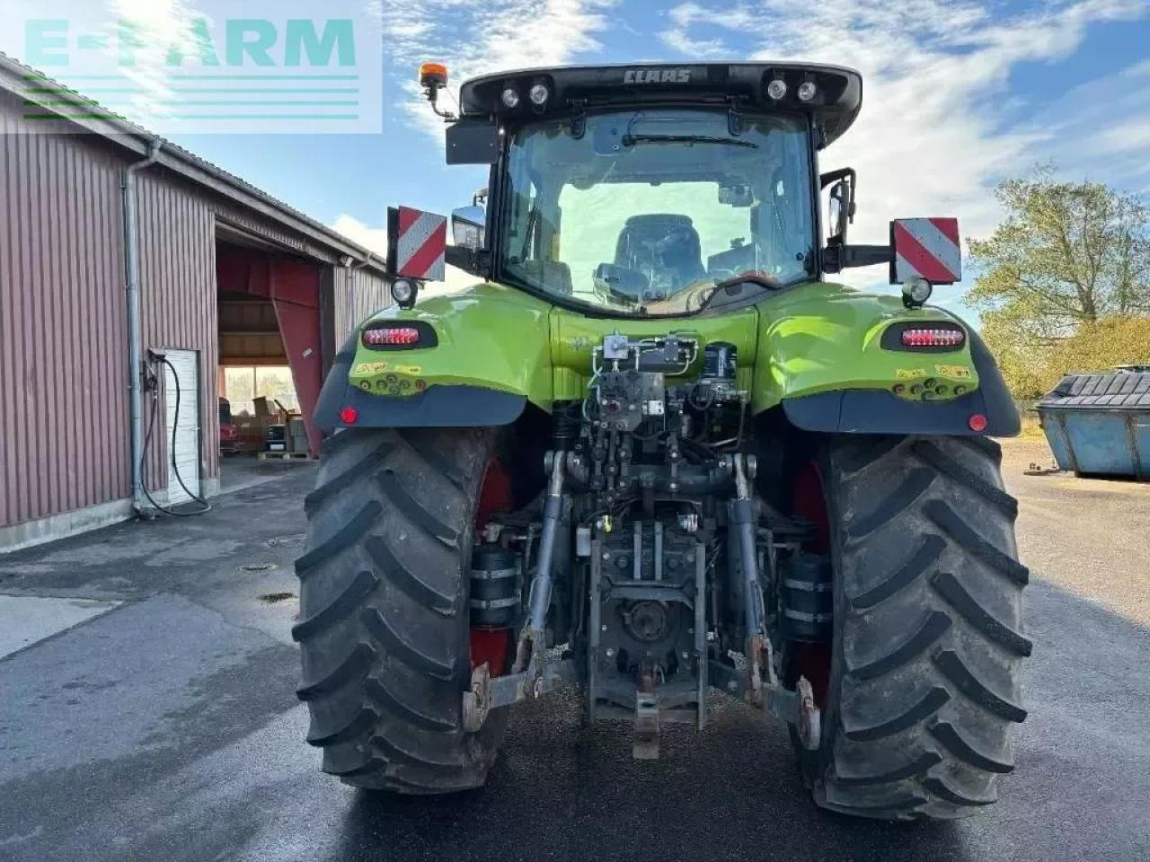 Tracteur agricole CLAAS axion 830 cebis